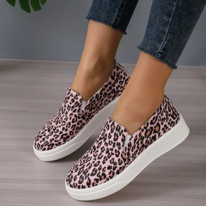 Leopard Sapatos de Lona de Mulheres 2023 Outono Casuais Novo Plano de Deslizamento-no sapato Deslizar sobre Preguiçoso Sapatos Aluno Pano de Sapatos