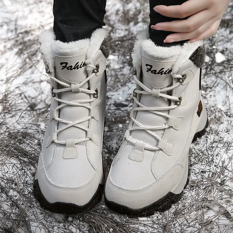 Novas Botas De Inverno Homens Exterior Tênis De Boa Qualidade Botas De Neve De Mulheres De Moda De Topo Sapatos De Homens Confortável E Casual Sapatos De Tênis