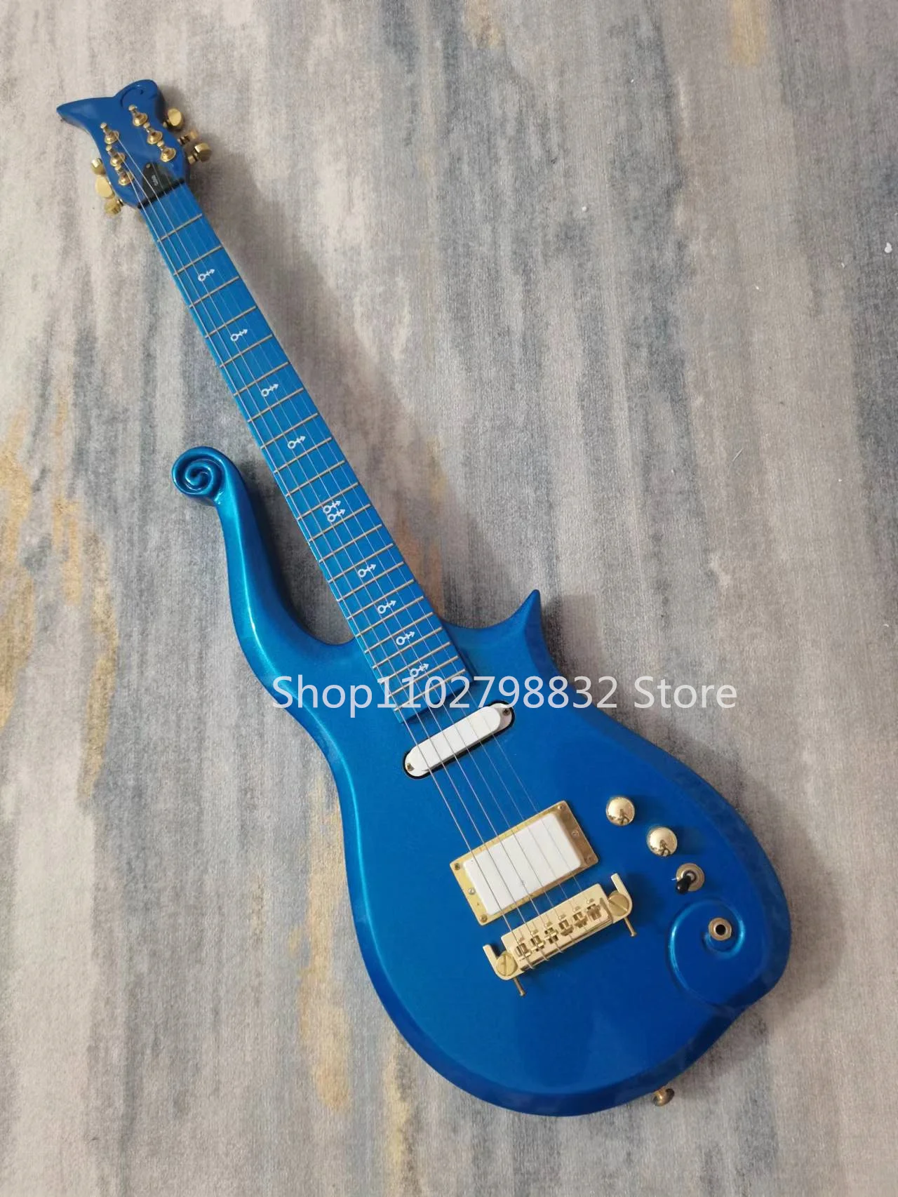 Pequeno Príncipe Guitarra Elétrica, Pintura Azul, Invertido Ponte, Ouro, Acessórios, 6 Cordas, Frete Grátis