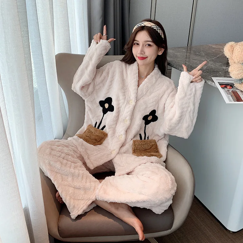 Mais recentes Mulheres M-4XL Pijama Conjuntos de Sólidos de Manga Longa de Inverno, Pijamas Terno Grosso de Lã Quente para Casa Roupas para mulheres