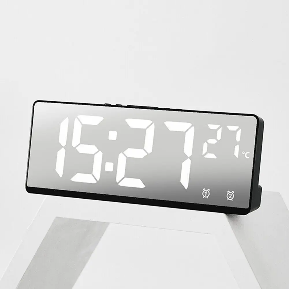 Marca Novo Estilo de Relógio Digital LED de indicação Secretária de Alarme de Temperatura Tempo de Casa Moderna Decoração de ABS, Material Fino Acabamento