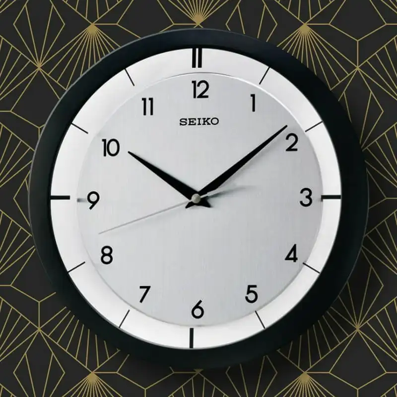 St. James Metal Escovado Relógio de Parede Moderno, Analógico, Quartzo QXA520KLH